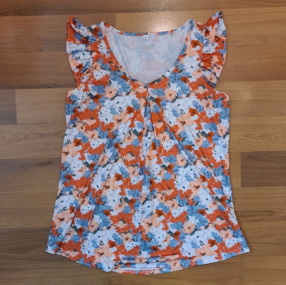 NWOT Womens Floral Top